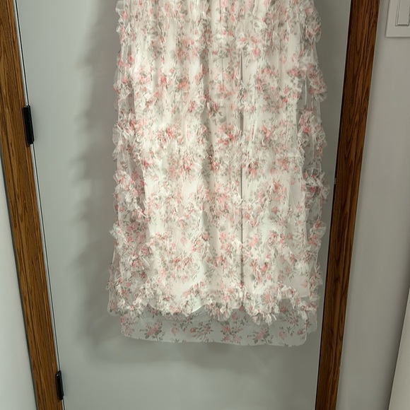 BNWT ruffle dress - Picture 5 of 5